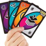UNO Flip, Jogo de Cartas com Baralho de Dois Lados e Caixa Resistente, Para Crianças, Adultos & Noite de Jogos, Mattel