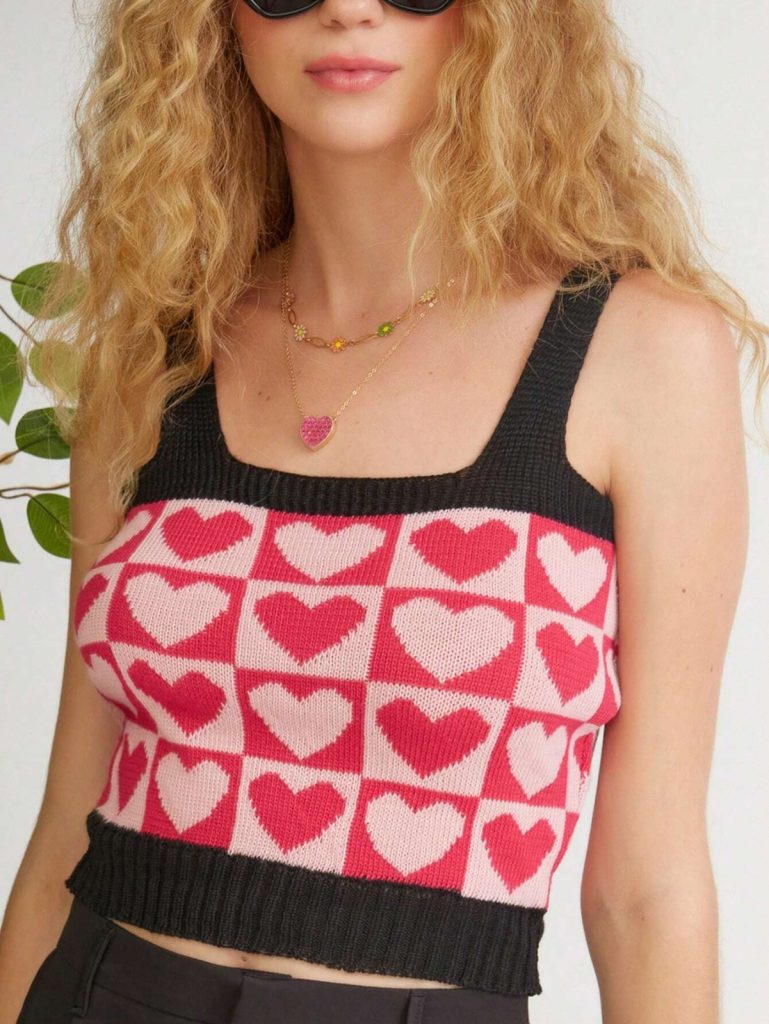 Blusa cropped de alça em tricot com jacquard de coração