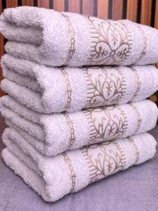 Kit 4 Toalhas de Rosto Luxo Premium